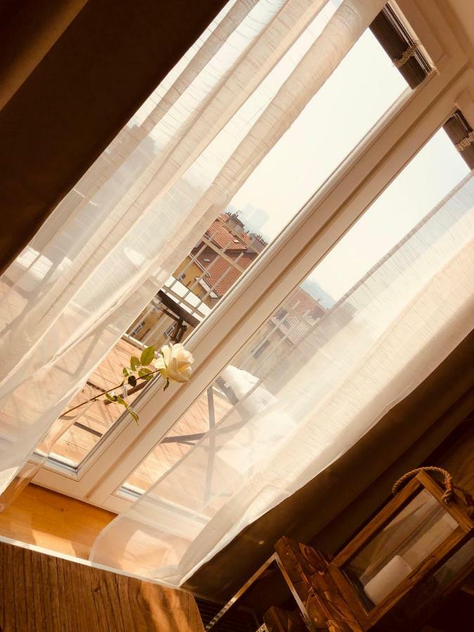 Moskevska With Terrace & Great Location Near The Centre Apartment